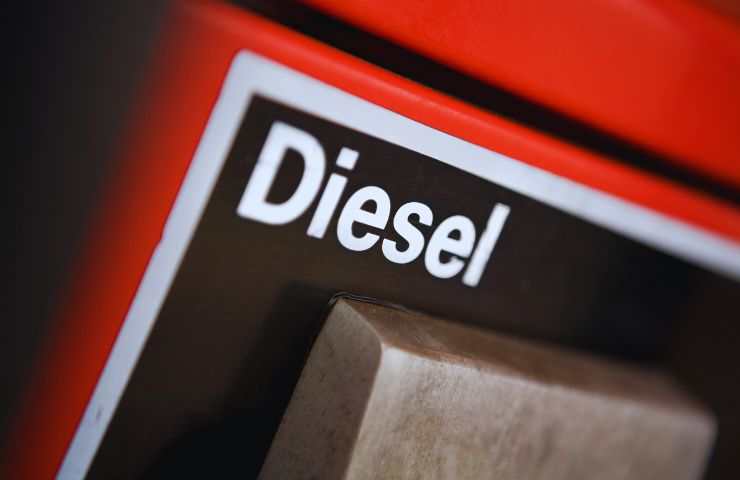 scritta diesel