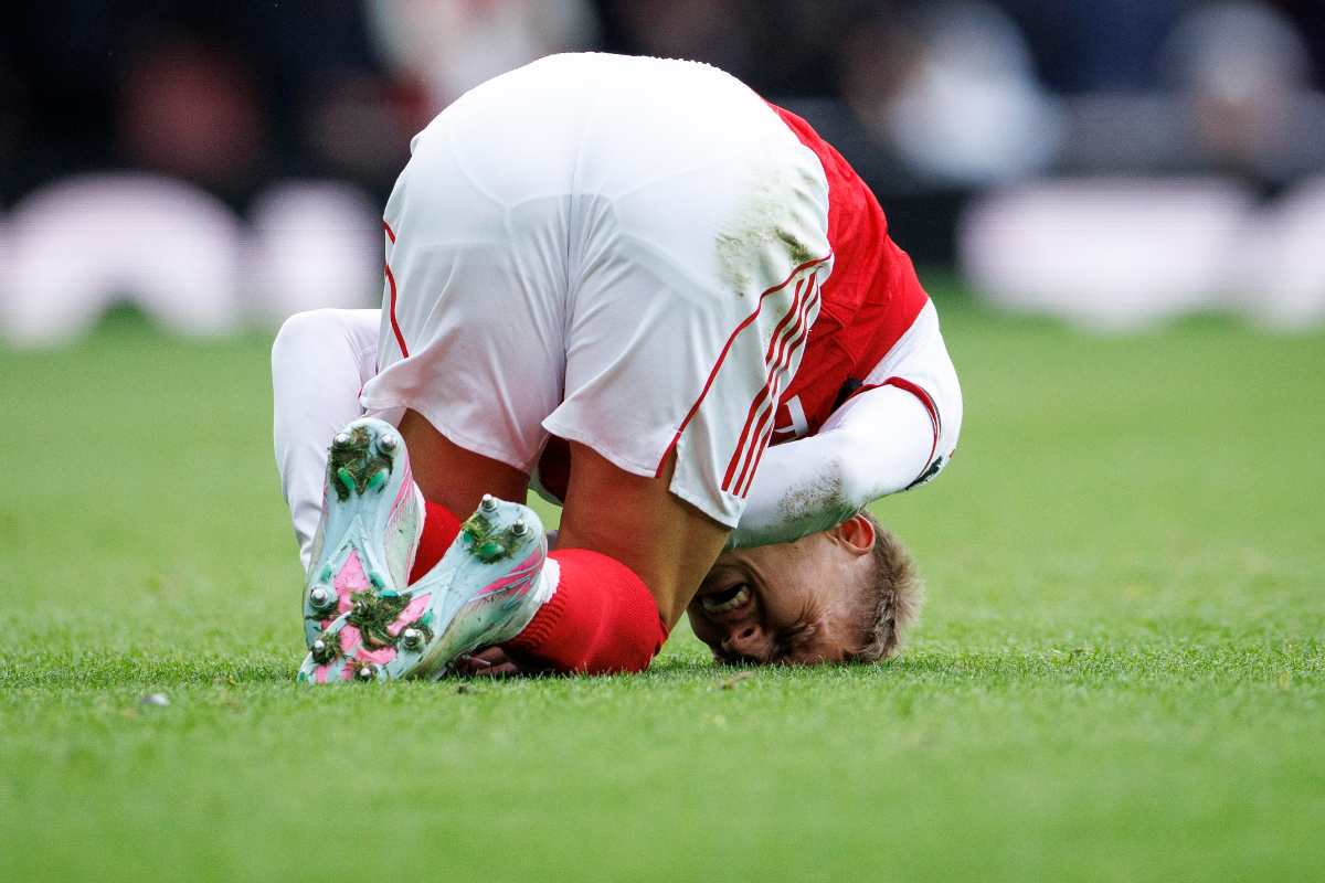 calciatore infortunato