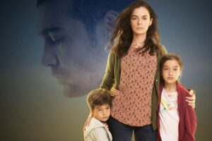 una donna con due figli