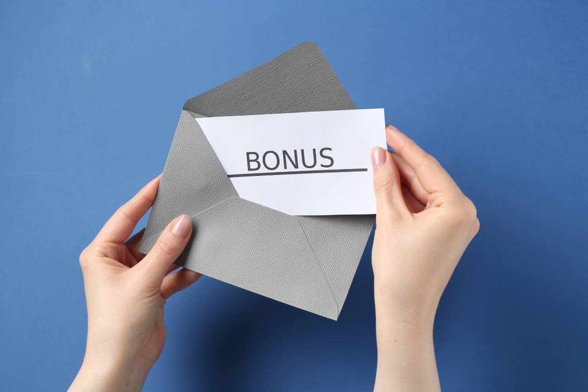 busta con biglietto bonus