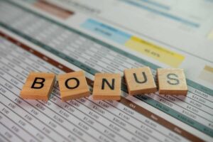 Documenti con numeri, scritta bonus