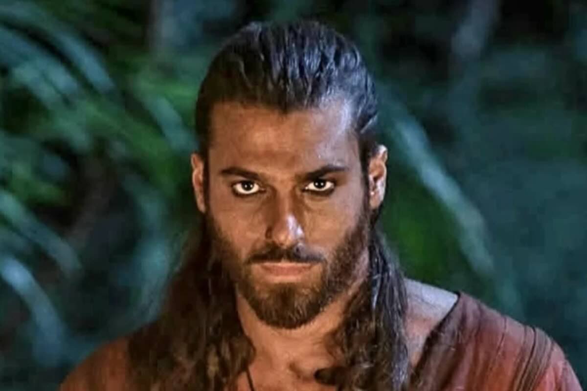 can Yaman in sandokan