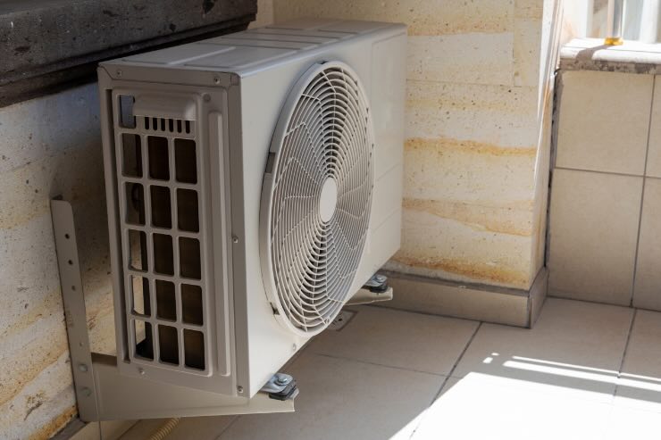 motore esterno aria condizionata