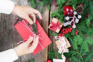 Incartare regalo Natale