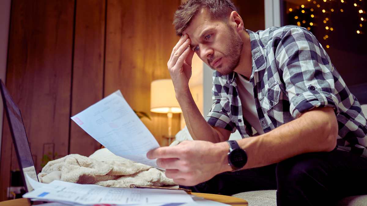 Bonus bollette e aiuti statali: chi ha diritto agli sconti automatici su luce e gas e come richiederli correttamente quest'anno